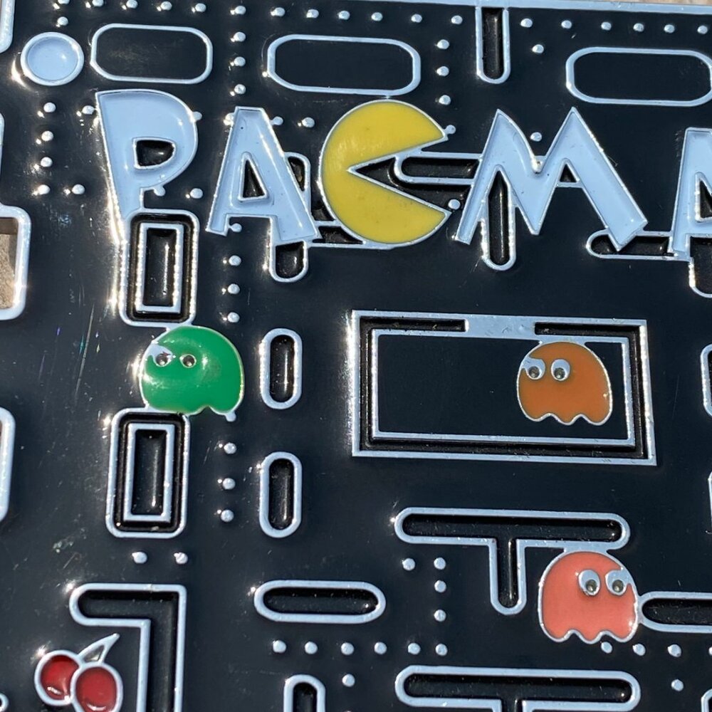 Pac-Man Belt Buckle - Picture 6 of 9